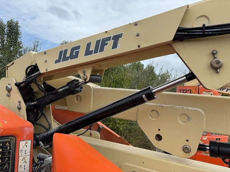 jlg-e400ajpn-image-9
