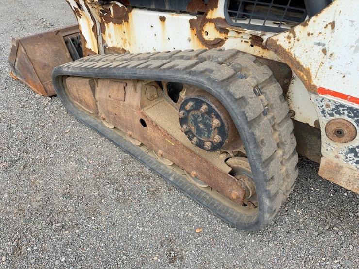 2014-bobcat-t650-image-14