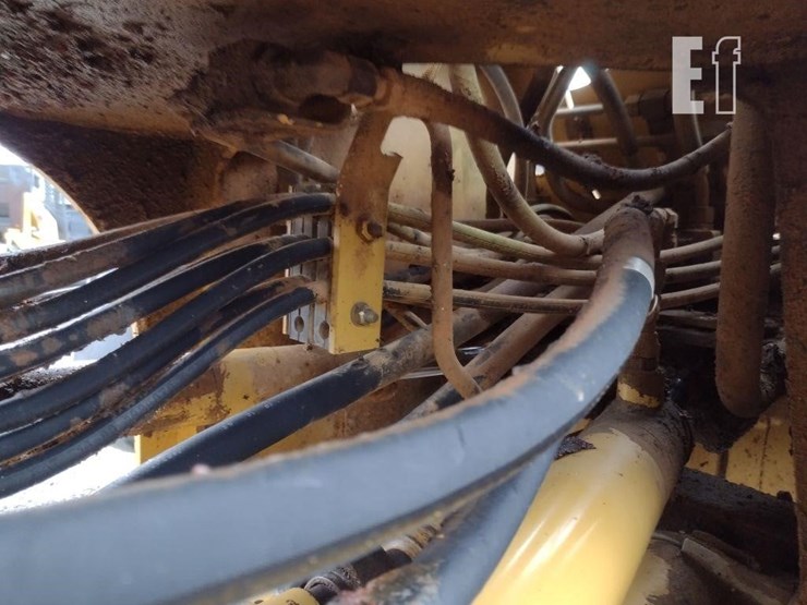 2003-caterpillar-it28g-image-35