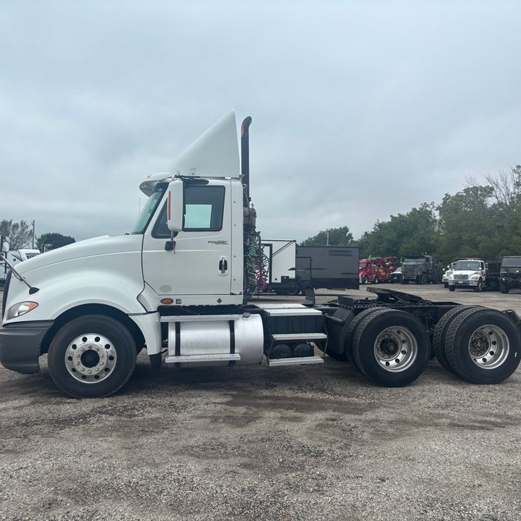 2010 INTERNATIONAL PROSTAR