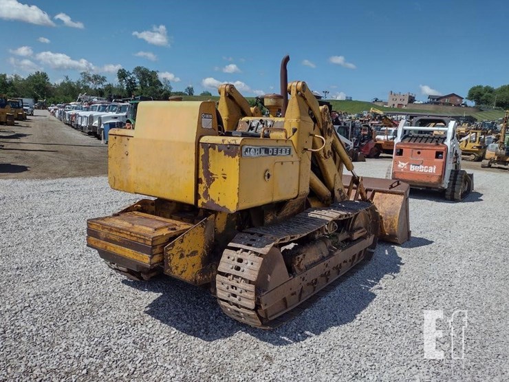 john-deere-350-image-29