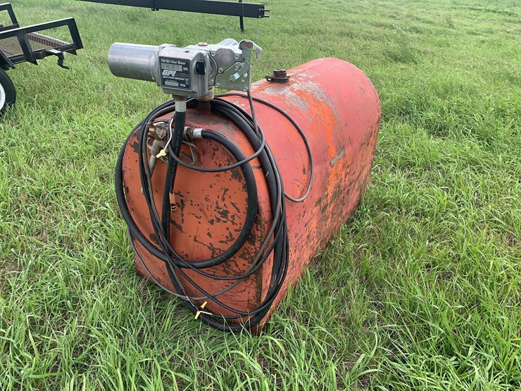 service-tank-image-1