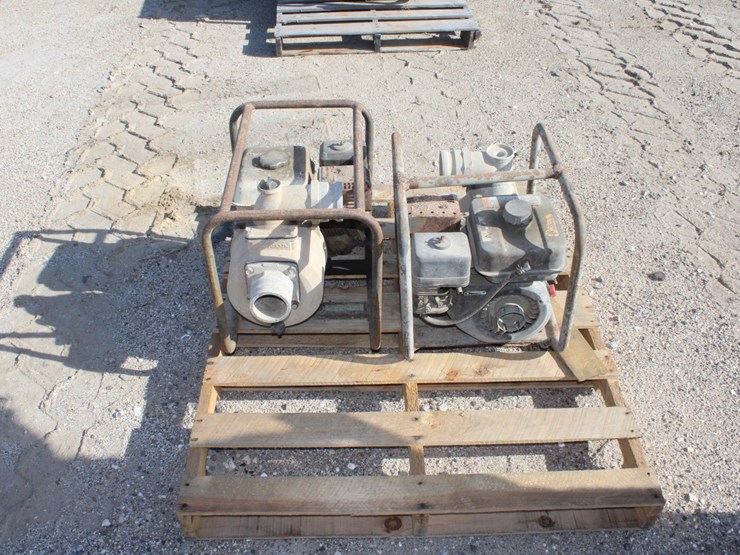 #1013-•-(2)-trash-pumps-image-1