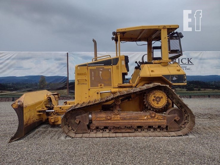 2006-caterpillar-d5n-lgp-image-1