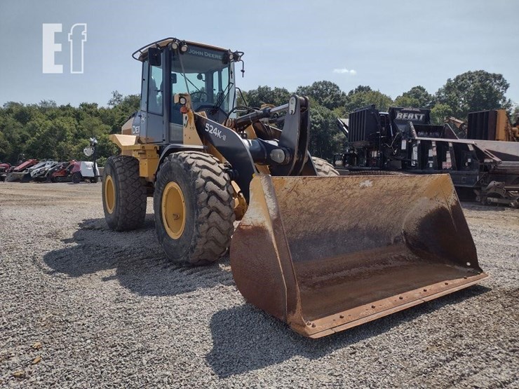 2017-deere-524kii-image-42