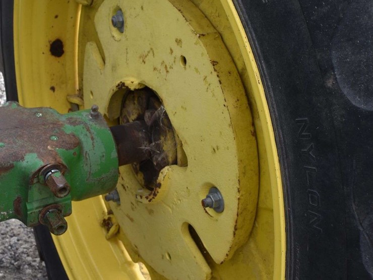 1957-john-deere-720-diesel-tractor-image-22