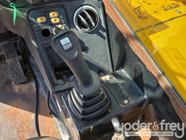 2017-jcb-507-42-image-64