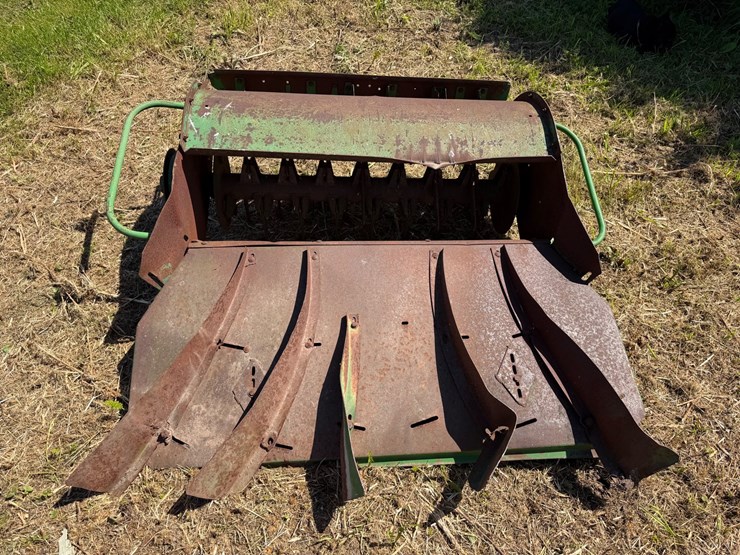 #2497-•-john-deere-stalk-shredders-image-2