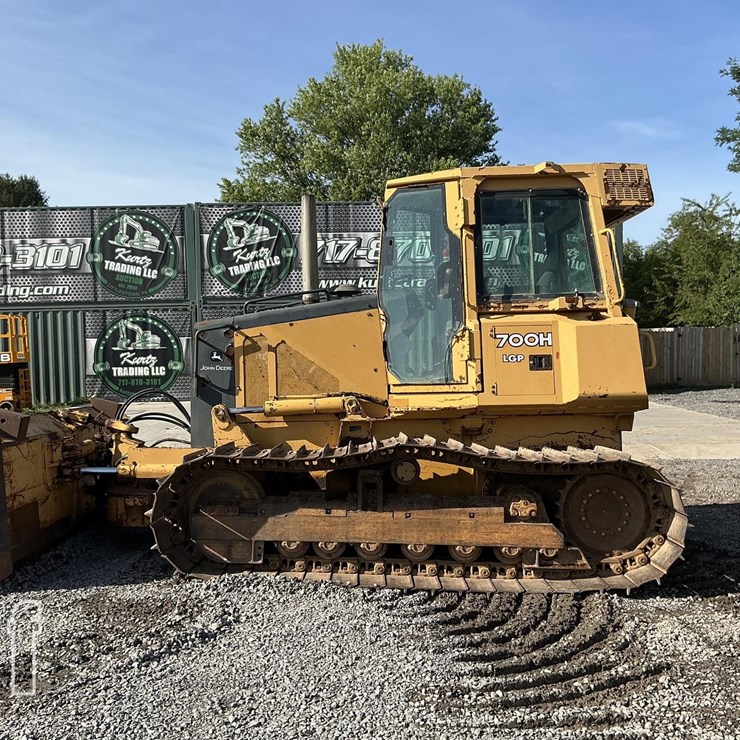 2005 DEERE 700H LGP