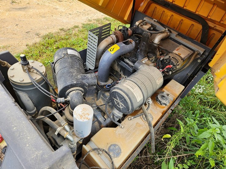 #2074-•-atlas-copco-dias-185-air-compressor-image-15