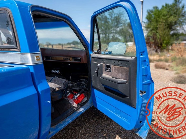 1975-chevrolet-k10-image-10