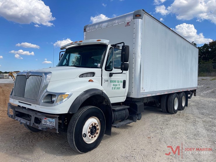 2005-international-7600-t/a-box-truck-image-7