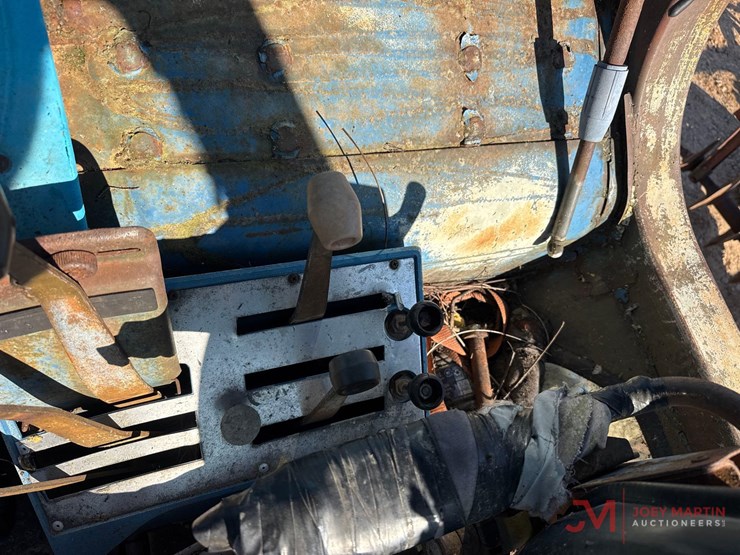ford-tractor-image-21