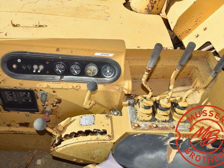 caterpillar-615-image-42