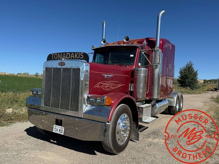 1993-peterbilt-379-image-2