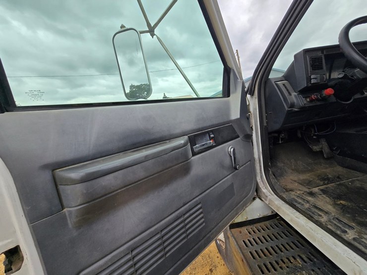 1996-gmc-topkick-image-35