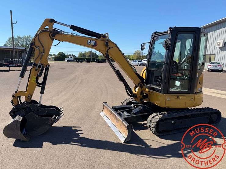 2021-caterpillar-303-image-1