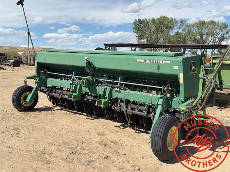 john-deere-1520-image-3