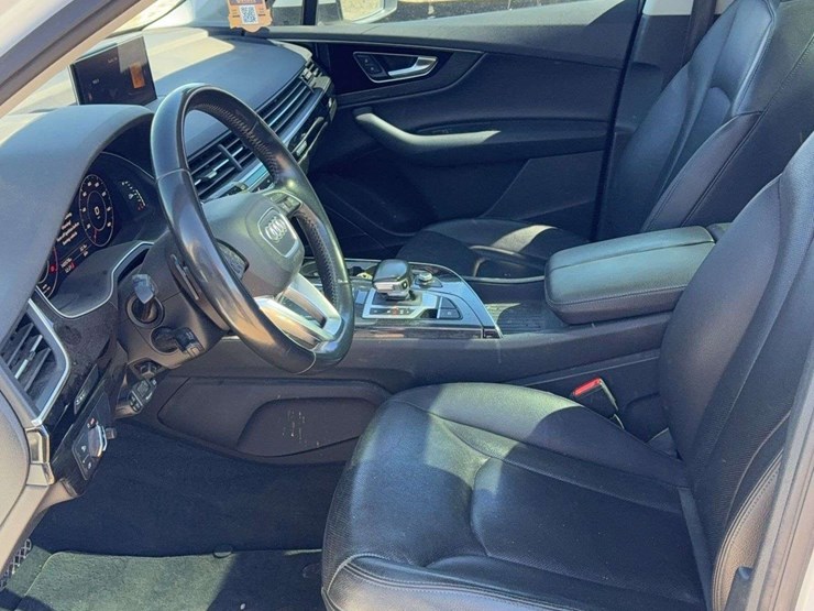 2017-audi-q7-image-22
