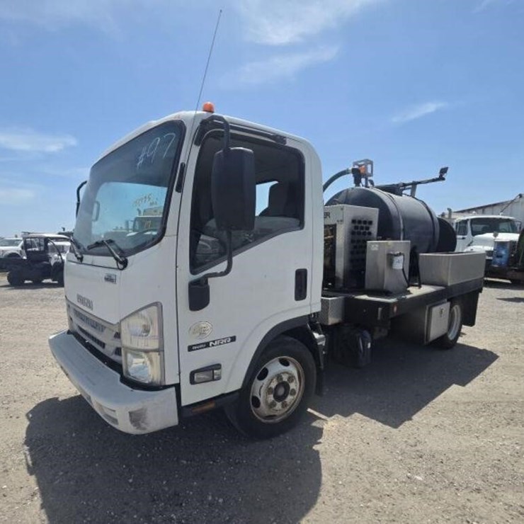 2017 Isuzu JALE5W16XH7304211
