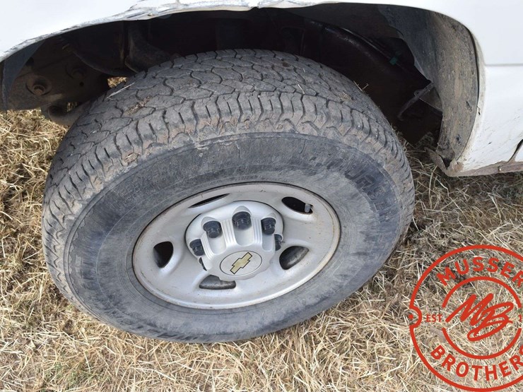 2007-chevrolet-2500-image-13