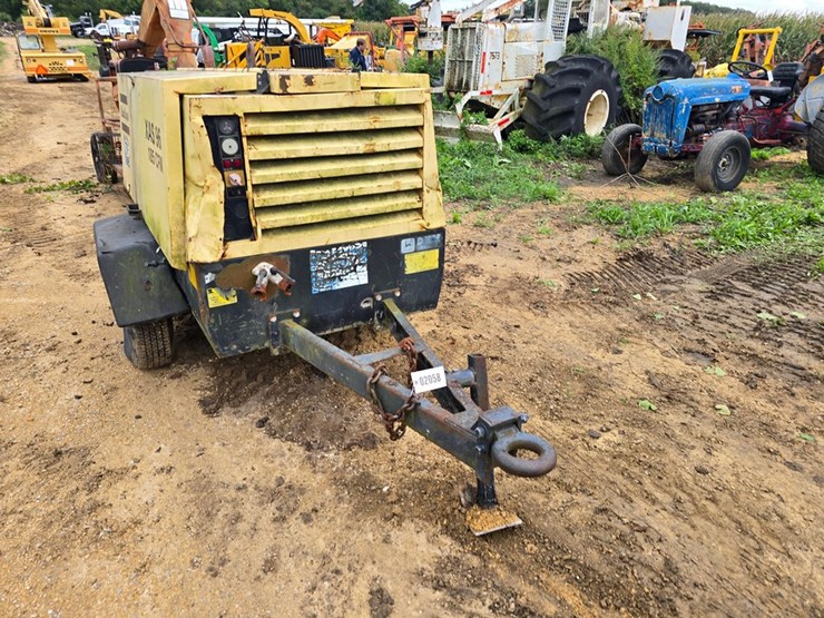 #2058-•-atlas-copco-xas96-towbale-air-compressor-image-6
