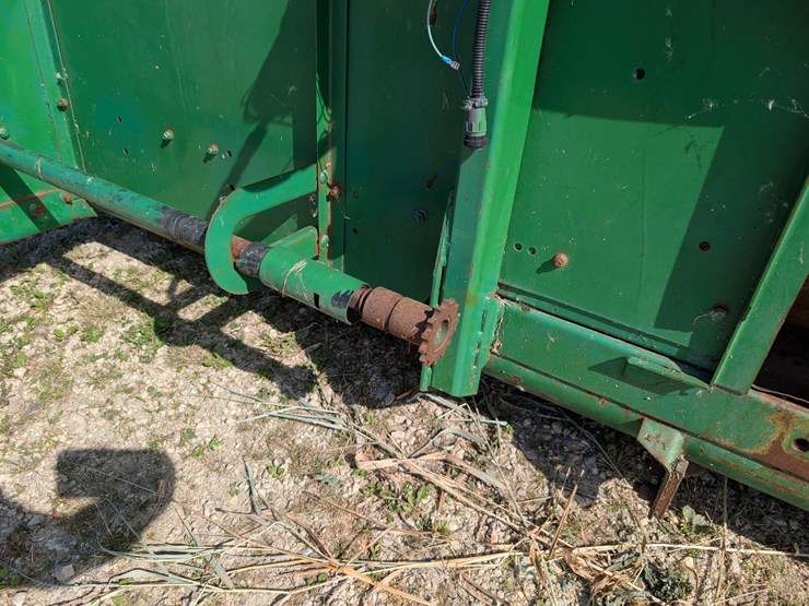 #2473-•-john-deere-13'-grain-head-image-19