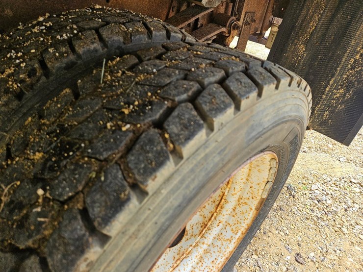 chevrolet-3500-image-36