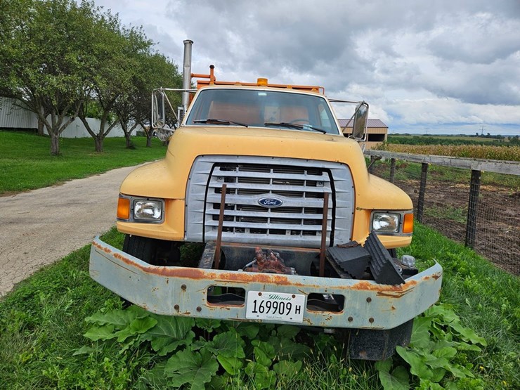 1997-ford-800-image-8