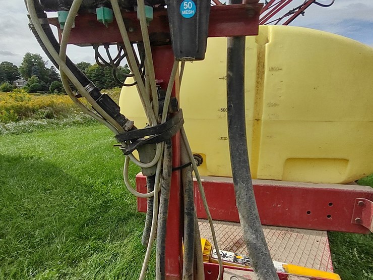 #2447-•-hardi-sprayer-image-8