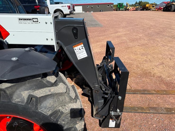 2021-bobcat-tl619-image-25