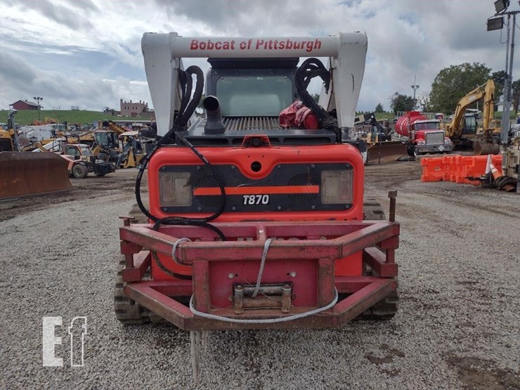 bobcat-t870-image-4