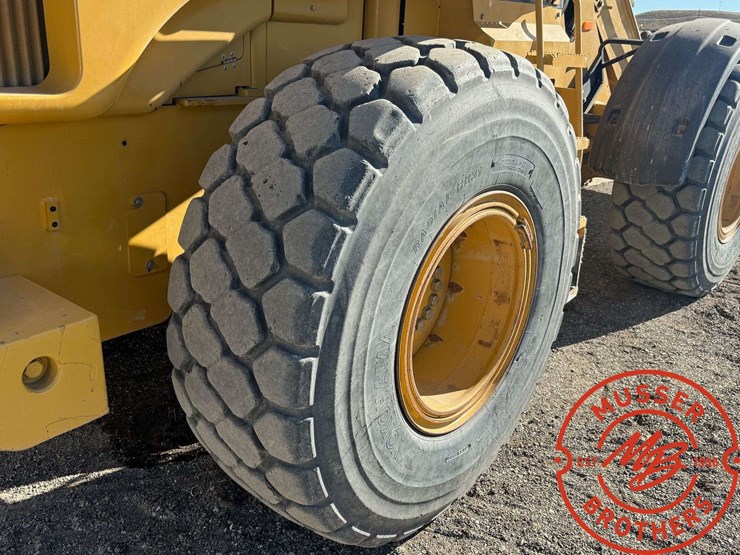 2008-caterpillar-930h-image-11