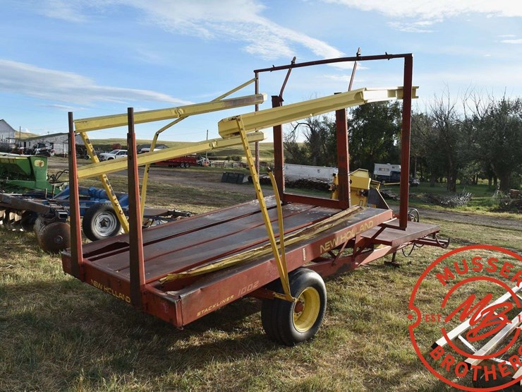 new-holland-1002-image-4