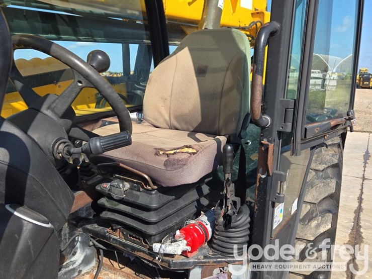 2017-jcb-507-42-image-60