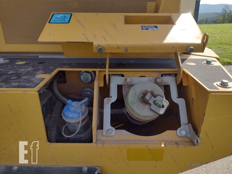 deere-544-p-tier-image-17