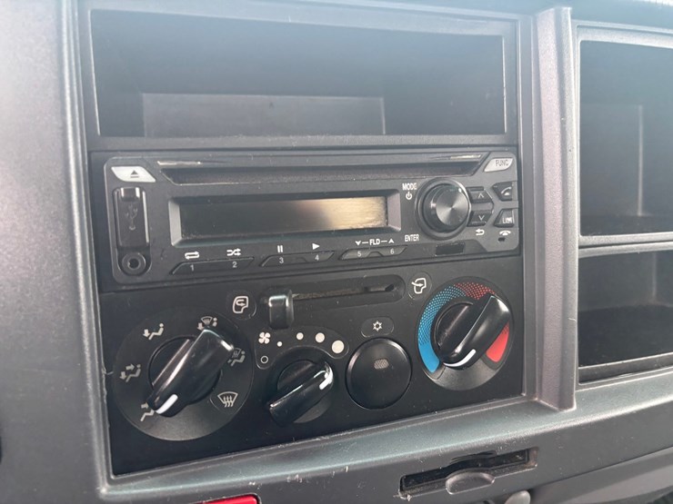 #2332-•-2021-isuzu-16'-box-truck-image-44