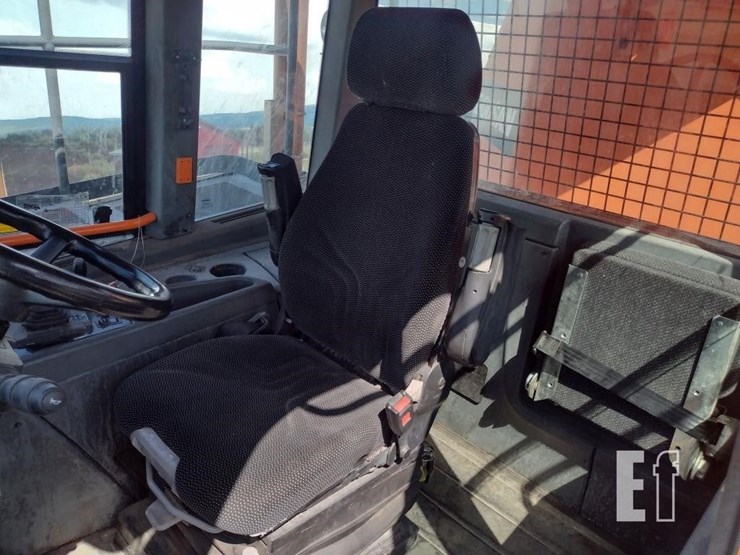 2020-doosan-da30-image-13