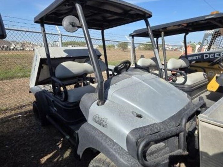 2021-club-car-carryall-295-image-2