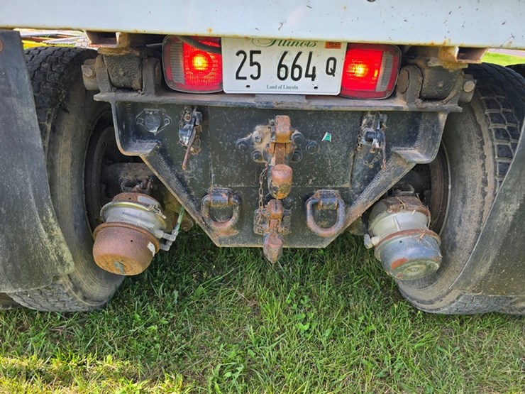 1995-ford-l8000-image-6