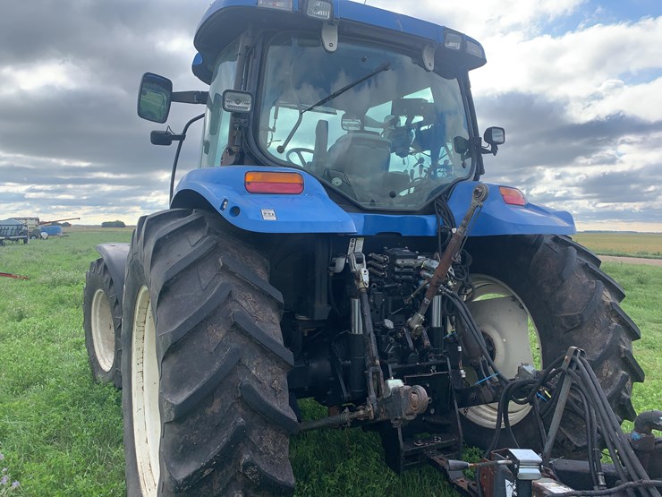 new-holland-ts125a-image-7