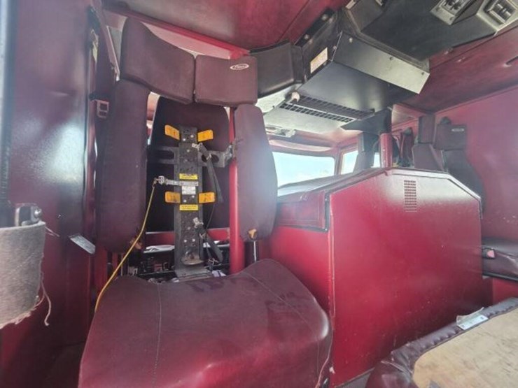 2005-pierce-pumper-4p1cc01c05a005463-image-14