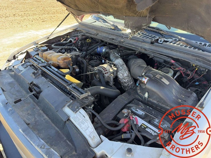 2002-ford-f550-image-14