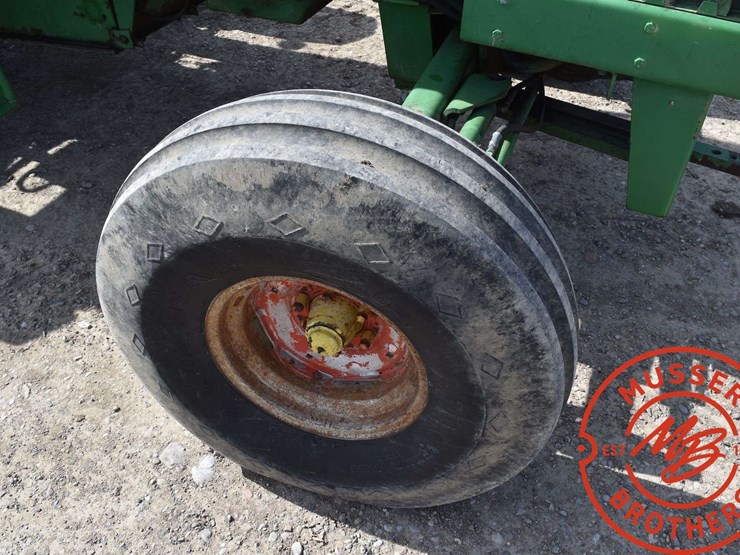 john-deere-5400-image-19
