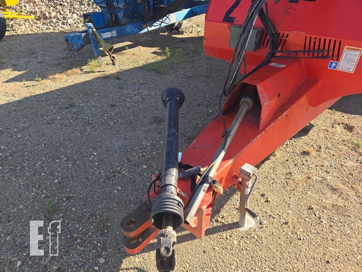 2023-kuhn-knight-ps260t-image-17