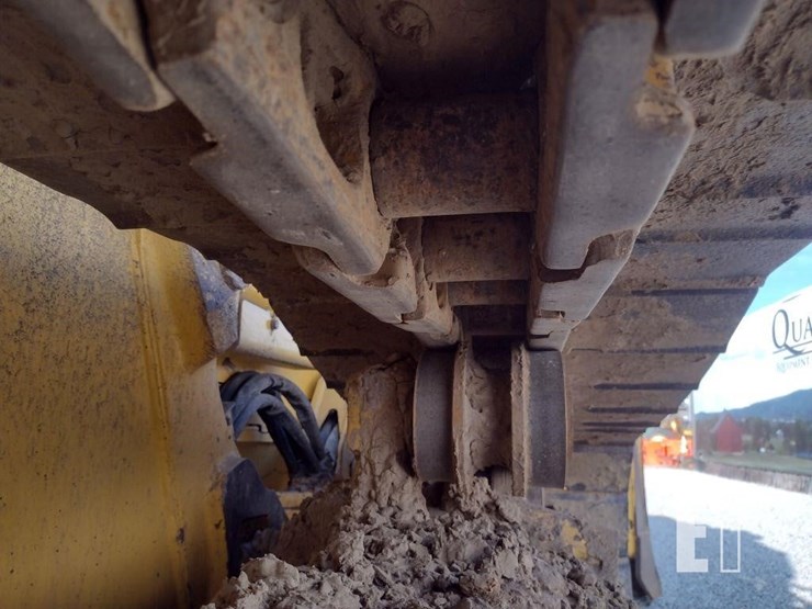 komatsu-d51pxi-24-image-33