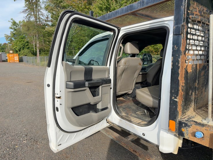2018-ford-f450-xl-image-14