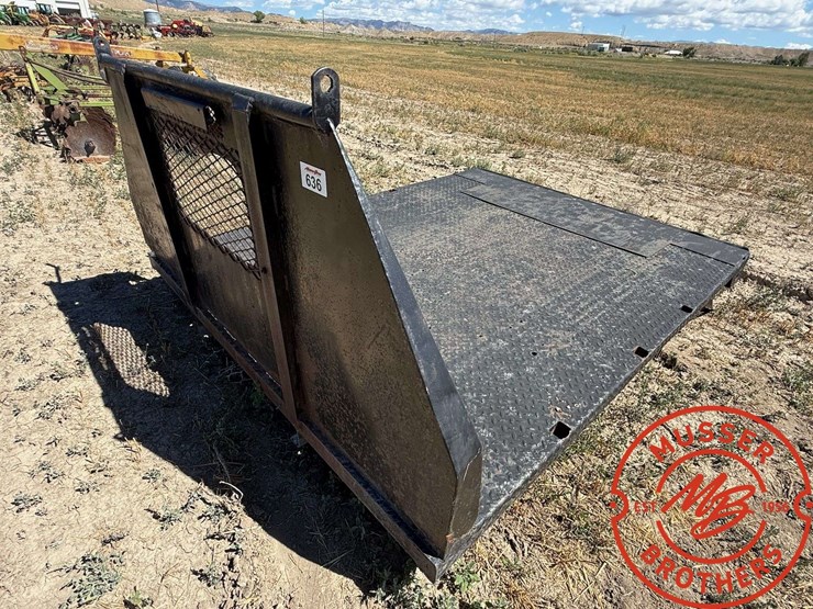 steel-pickup-flatbed-image-1