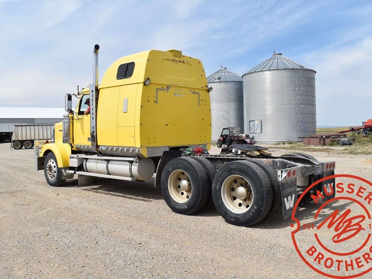 2001-western-star-4964ex-image-4