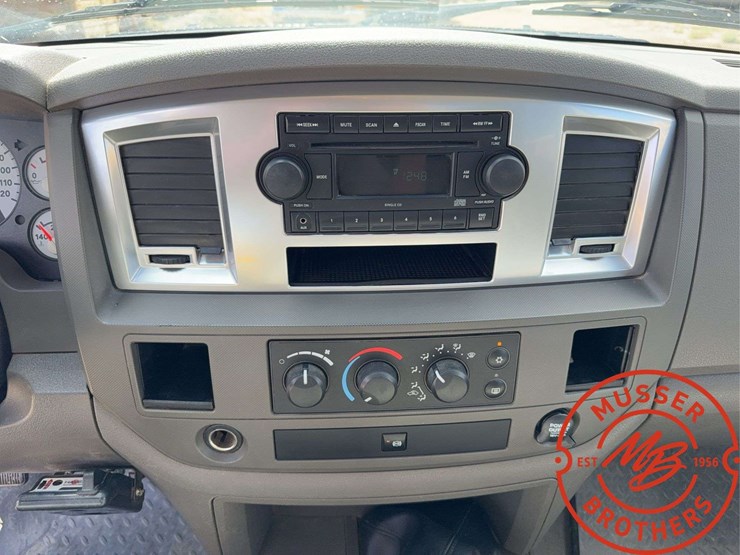 2007-dodge-ram-3500-image-16